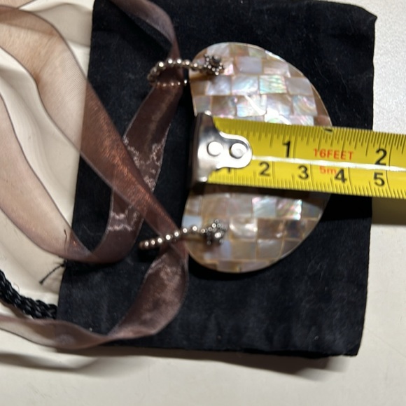 Vintage, Mother of Pearl, Pendant & Organza Ribbon Necklace - Picture 11 of 11
